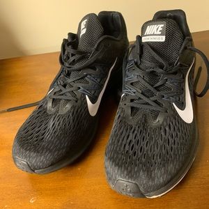 Nike Running Sneaker